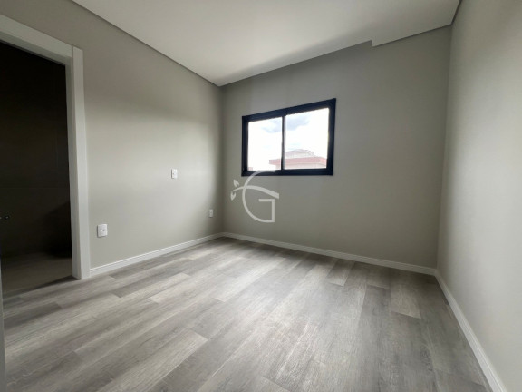 Imagem Casa com 3 Quartos à Venda, 160 m² em Saguaçu - Joinville Imagem Casa com 3 Quartos à Venda, 160 m² em Saguaçu - Joinville