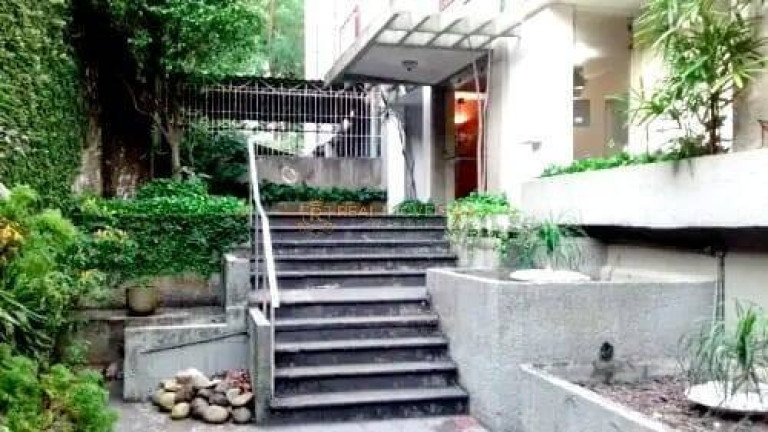 Imagem Apartamento com 3 Quartos à Venda, 64 m² em Laranjeiras - Rio De Janeiro Imagem Apartamento com 3 Quartos à Venda, 64 m² em Laranjeiras - Rio De Janeiro