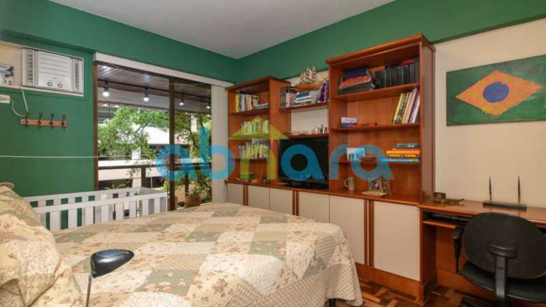 Imagem Apartamento com 4 Quartos à Venda, 150 m² em Copacabana - Rio De Janeiro Imagem Apartamento com 4 Quartos à Venda, 150 m² em Copacabana - Rio De Janeiro