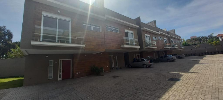 Imagem Sobrado com 3 Quartos à Venda, 174 m² em Parque Taquaral - Campinas Imagem Sobrado com 3 Quartos à Venda, 174 m² em Parque Taquaral - Campinas