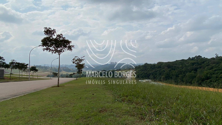 Terreno em Condomínio à Venda, 600 m² em Chácara Terra Nova - Jundiaí