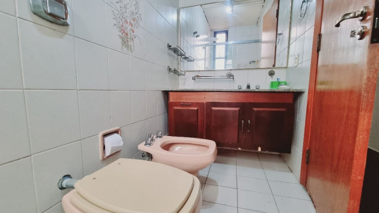 Imagem Apartamento com 3 Quartos à Venda, 140 m² em Pitangueiras - Guarujá Imagem Apartamento com 3 Quartos à Venda, 140 m² em Pitangueiras - Guarujá