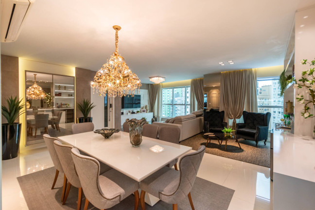 Imagem Apartamento com 4 Quartos à Venda, 180 m² em Centro - Balneário Camboriú