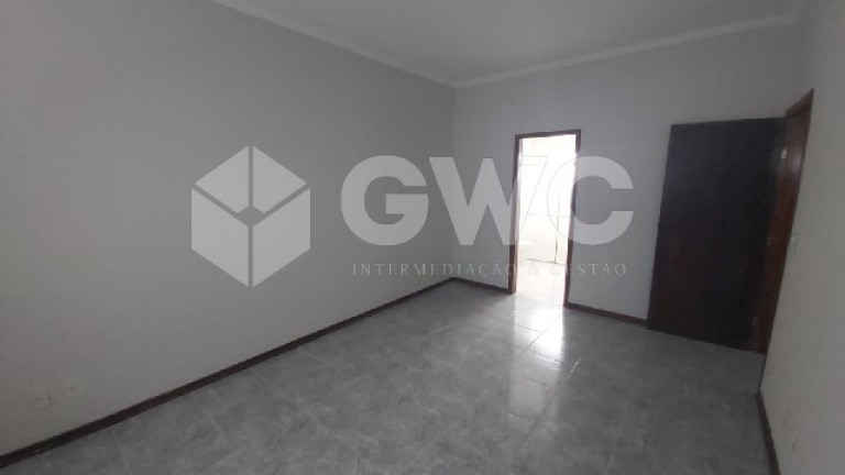 Imagem Imóvel com 3 Quartos à Venda,  em Jardim Jequitibá - Marília