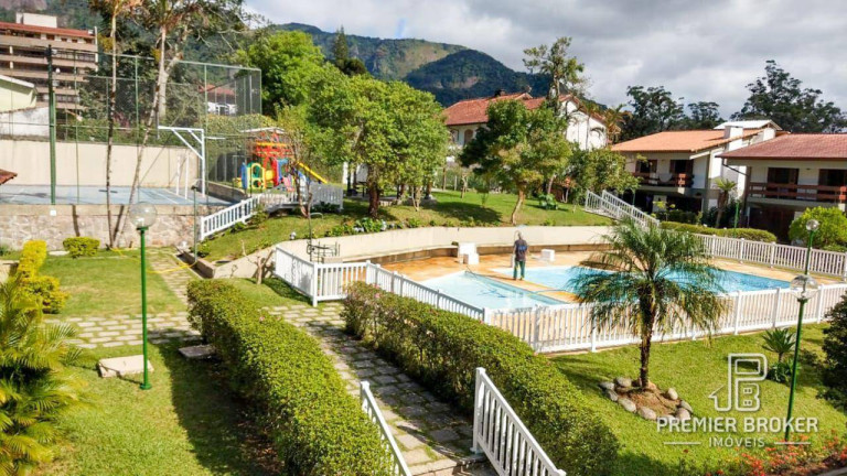 Casa com 4 Quartos à Venda, 163 m² em Alto - Teresópolis