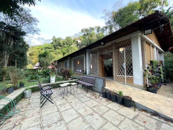 Casa com 3 Quartos à Venda, 177 m² em Granja Florestal - Teresópolis