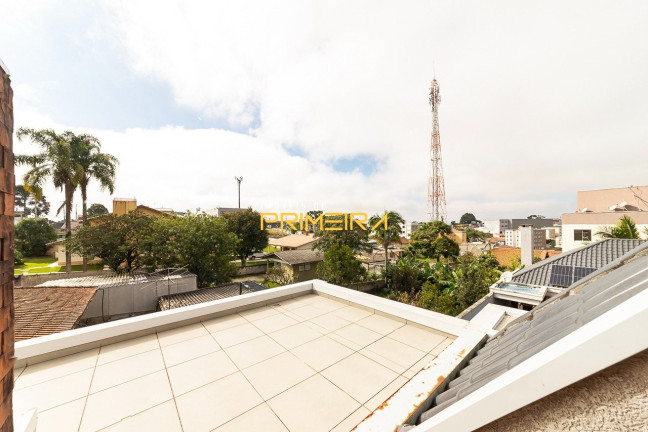 Imagem Casa com 6 Quartos à Venda, 950 m² em Santa Maria - Colombo