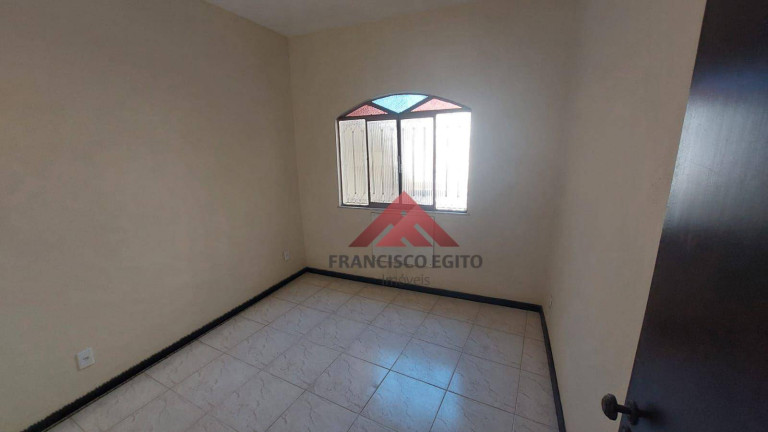Imagem Casa com 3 Quartos à Venda, 250 m² em Neves - São Gonçalo Imagem Casa com 3 Quartos à Venda, 250 m² em Neves - São Gonçalo
