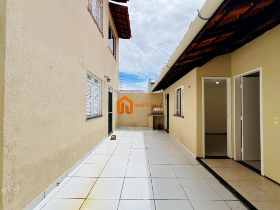 Imagem Casa com 4 Quartos à Venda, 264 m² em Lagoa Redonda - Fortaleza