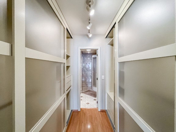 Imagem Apartamento com 3 Quartos à Venda, 182 m² em Moinhos De Vento - Porto Alegre