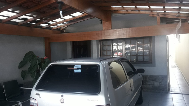Imagem Sobrado com 3 Quartos à Venda, 139 m² em Centro - Pindamonhangaba