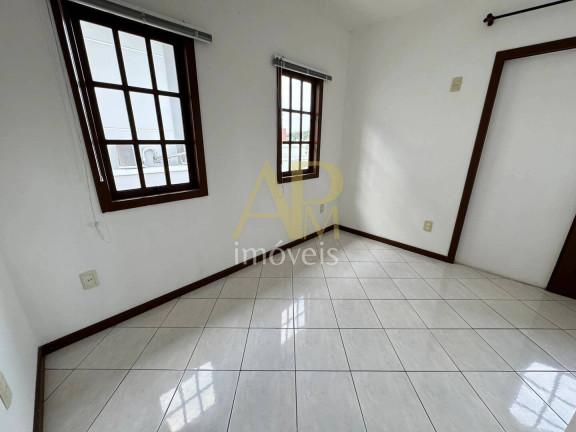 Imagem Casa com 4 Quartos à Venda, 420 m² em Pedra Branca - Palhoça Imagem Casa com 4 Quartos à Venda, 420 m² em Pedra Branca - Palhoça