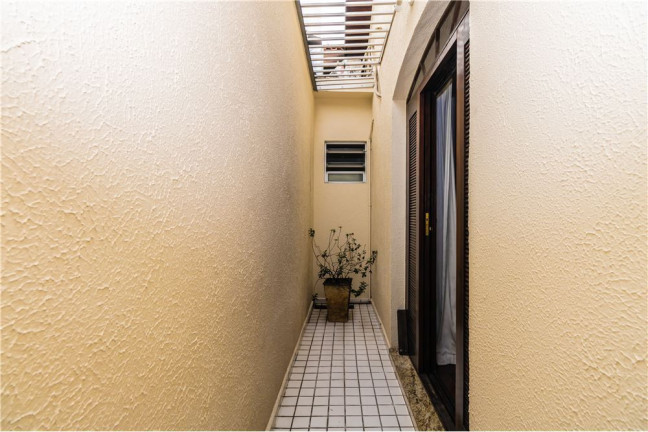 Imagem Casa com 3 Quartos à Venda, em Vila Esperança - São Paulo Imagem Casa com 3 Quartos à Venda, em Vila Esperança - São Paulo