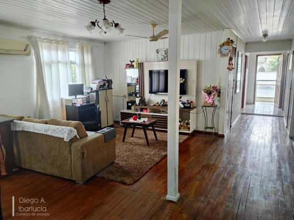 Imagem Casa com 8 Quartos à Venda, 264 m² em Centro - Balneário Camboriú Imagem Casa com 8 Quartos à Venda, 264 m² em Centro - Balneário Camboriú