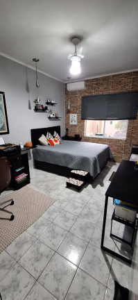 Imagem Casa com 3 Quartos à Venda, 155 m² em Centro - Peruíbe