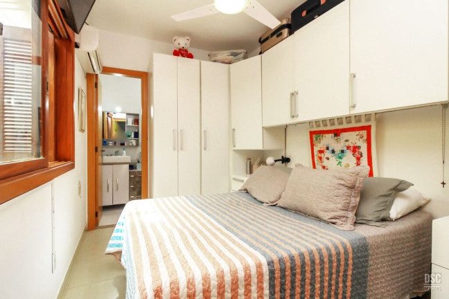 Imagem Casa com 2 Quartos à Venda, 64 m² em Hípica - Porto Alegre