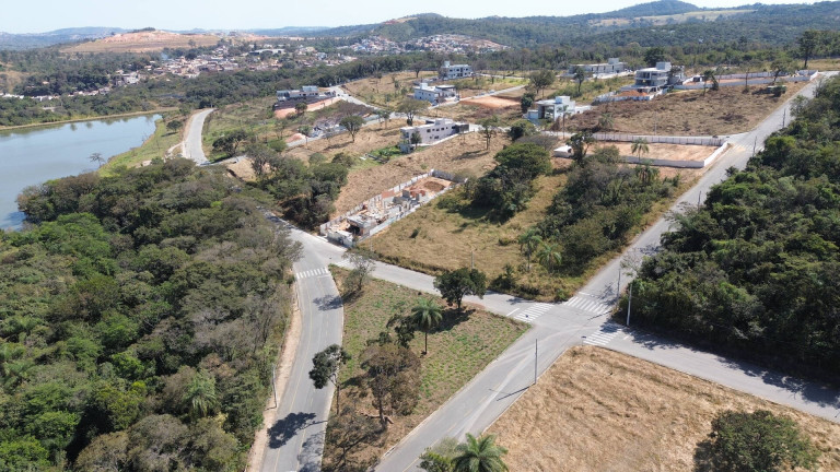 Imagem Terreno à Venda, 1.000 m² em Contagem Imagem Terreno à Venda, 1.000 m² em Contagem