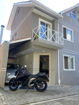 Sobrado com 3 Quartos à Venda, 108 m² em Xaxim - Curitiba