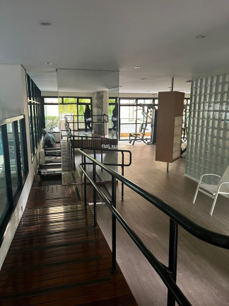 Imagem Imóvel com 3 Quartos à Venda, 191 m² em Vila Suzana - São Paulo
