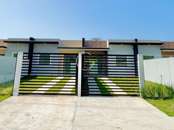 Casa com 2 Quartos à Venda, 52 m² em Balneário De Gaivotas - Matinhos