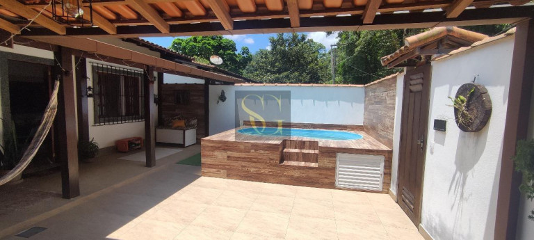Casa com 2 Quartos à Venda, 218 m² em Albuquerque - Teresópolis