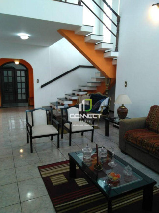 Imagem Casa com 5 Quartos à Venda, 300 m² em São Judas - Itajaí Imagem Casa com 5 Quartos à Venda, 300 m² em São Judas - Itajaí