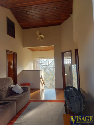 Imagem Casa com 3 Quartos à Venda,  em Jardim Siesta - Jacareí