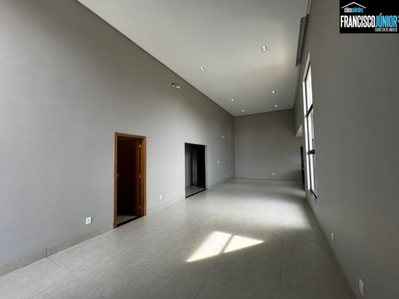 Imagem Casa com 3 Quartos à Venda, 382 m² em Setor Dos Funcionários - Goiânia