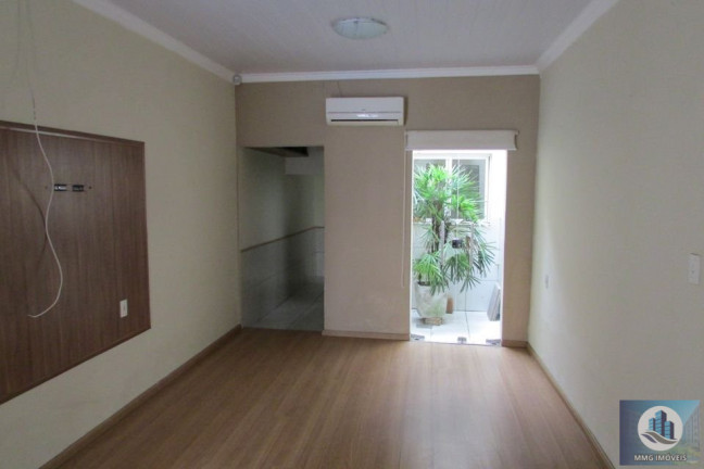 Casa com 1 Quarto à Venda, 120 m² em Centro - Pelotas