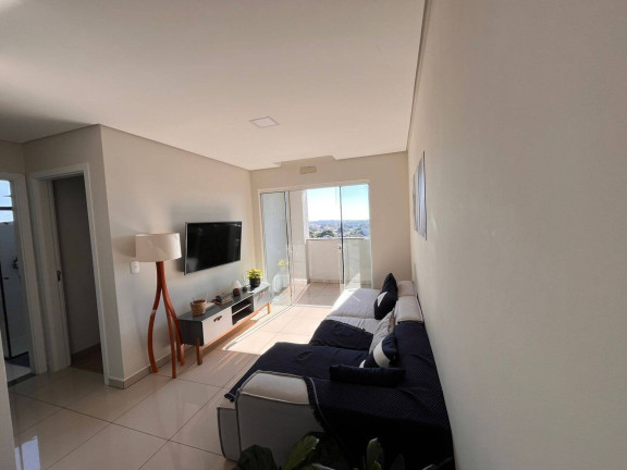 Imagem Apartamento com 2 Quartos à Venda, 61 m² em São Cristóvão - Cascavel