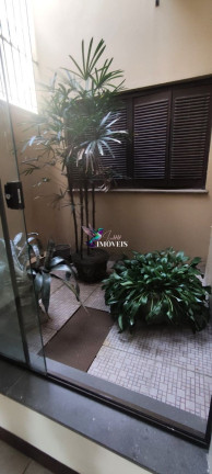 Imagem Sobrado com 5 Quartos à Venda, 338 m² em Jardim Itu - Porto Alegre