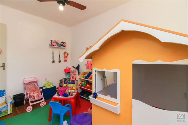 Imagem Imóvel com 3 Quartos à Venda,  em Vila Nova - Porto Alegre