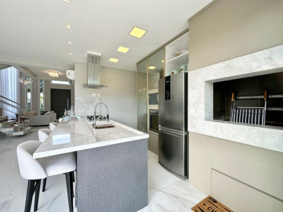 Imagem Casa com 4 Quartos à Venda, em -- - Capao Da Canoa Imagem Casa com 4 Quartos à Venda, em -- - Capao Da Canoa