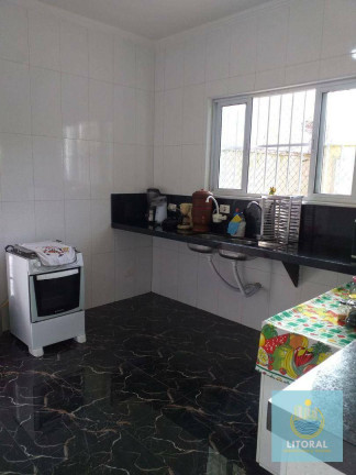 Imagem Sobrado com 4 Quartos à Venda, 291 m² em Canto Do Forte - Praia Grande
