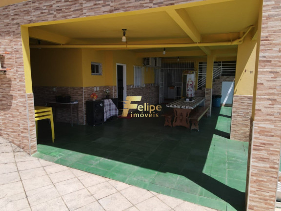 Imagem Casa com 4 Quartos à Venda, 400 m² em Centro - Guarapari