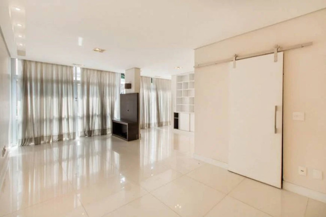 Apartamento com 3 Quartos à Venda, 130 m² em Itaim Bibi - São Paulo