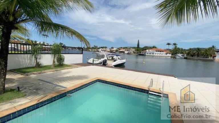 Casa de Condomínio com 3 Quartos à Venda, 160 m² em Ogiva - Cabo Frio