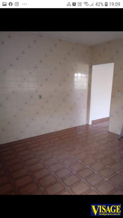 Imagem Casa com 2 Quartos à Venda, em Jd. Emilia - Jacareí Imagem Casa com 2 Quartos à Venda, em Jd. Emilia - Jacareí