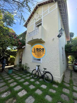Casa com 4 Quartos à Venda ou Locação, 355 m² em Santo Amaro - Recife