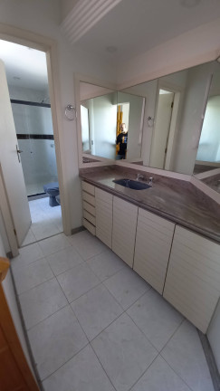 Imagem Apartamento com 4 Quartos à Venda,  em Centro - Nova Friburgo