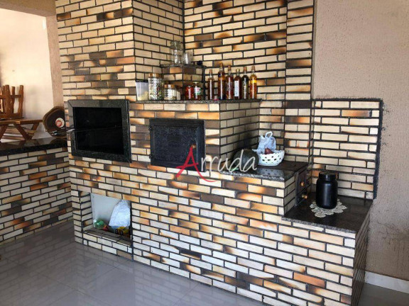 Imagem Casa com 3 Quartos à Venda, 280 m² em Canadá - Cascavel