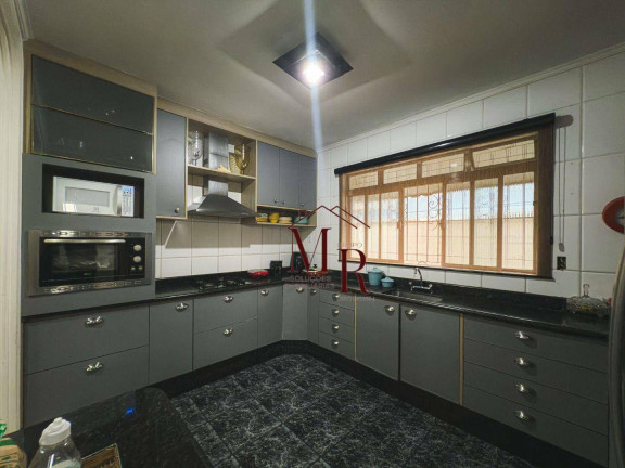 Imagem Casa com 4 Quartos à Venda, 288 m² em Canto Do Forte - Praia Grande