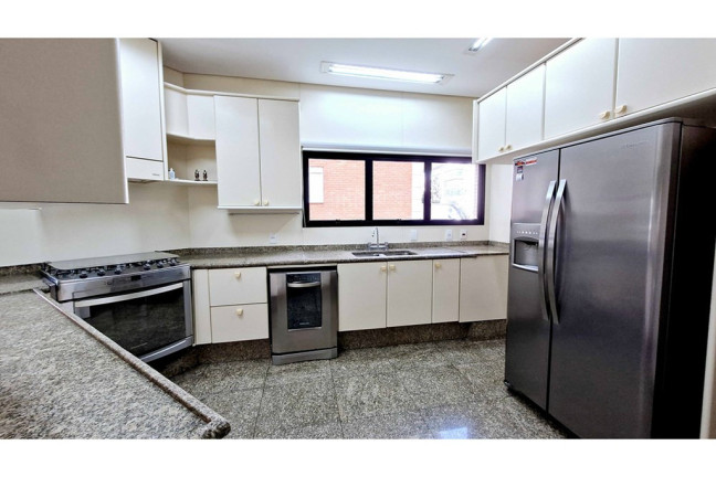 Imagem Imóvel com 4 Quartos à Venda, 380 m² em Morumbi - São Paulo Imagem Imóvel com 4 Quartos à Venda, 380 m² em Morumbi - São Paulo