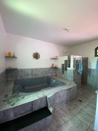 Imagem Casa com 3 Quartos à Venda, 2.500 m² em Ilhéus