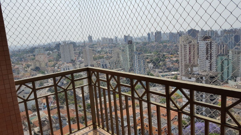 Apartamento com 3 Quartos para Alugar, 100 m² em Vila Bastos - Santo André