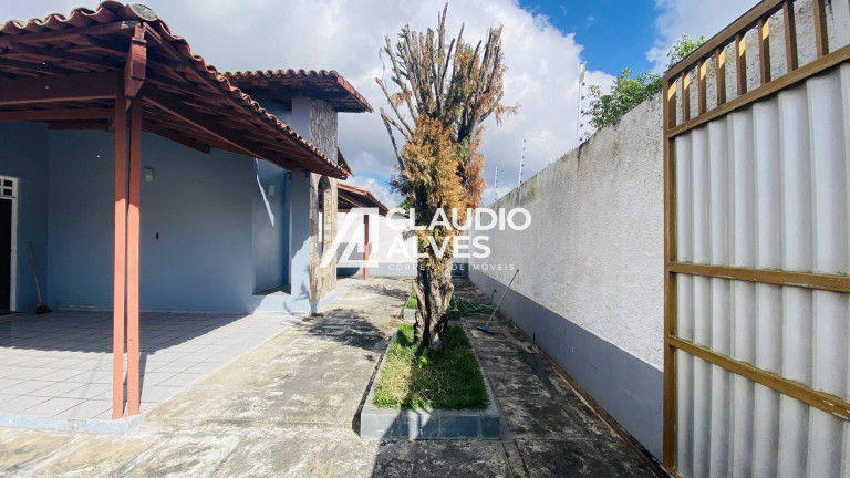 Imagem Casa com 5 Quartos à Venda, 200 m² em São João - Feira De Santana