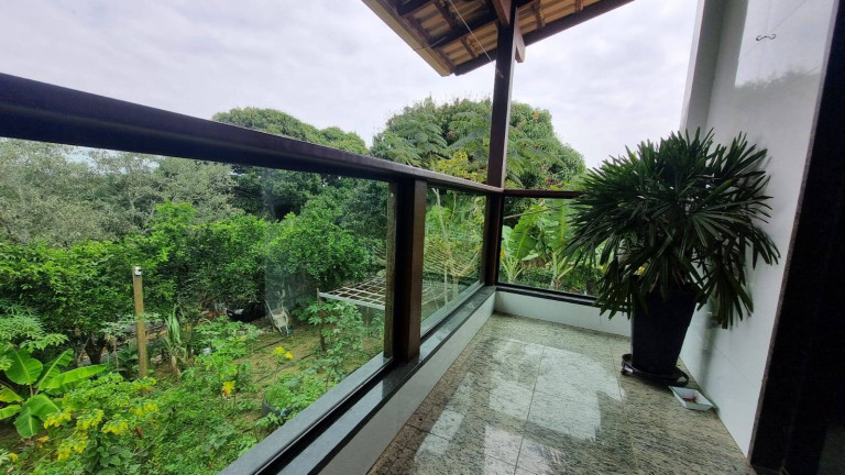 Imagem Casa com 4 Quartos à Venda, 420 m² em Vila Velha