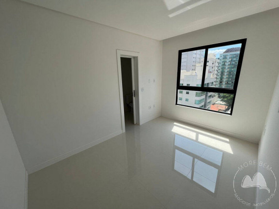 Imagem Apartamento com 4 Quartos à Venda, 200 m² em Meia Praia - Itapema Imagem Apartamento com 4 Quartos à Venda, 200 m² em Meia Praia - Itapema