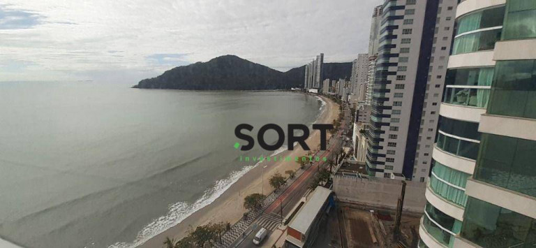 Imagem Apartamento com 3 Quartos à Venda, 170 m² em Centro - Balneário Camboriú