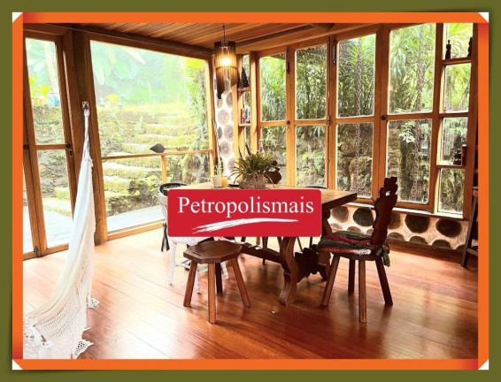 Imagem Casa de Condomínio com 2 Quartos à Venda, 140 m² em Independência - Petrópolis